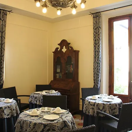 Villino Il Magnifico Bed & Breakfast 3*