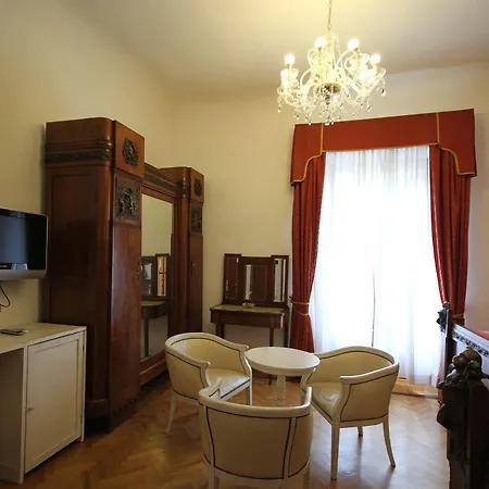 Bed & Breakfast Villino Il Magnifico 3*